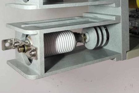 怎樣解決真空滅弧室漏氣？定期檢測(cè)有必要！